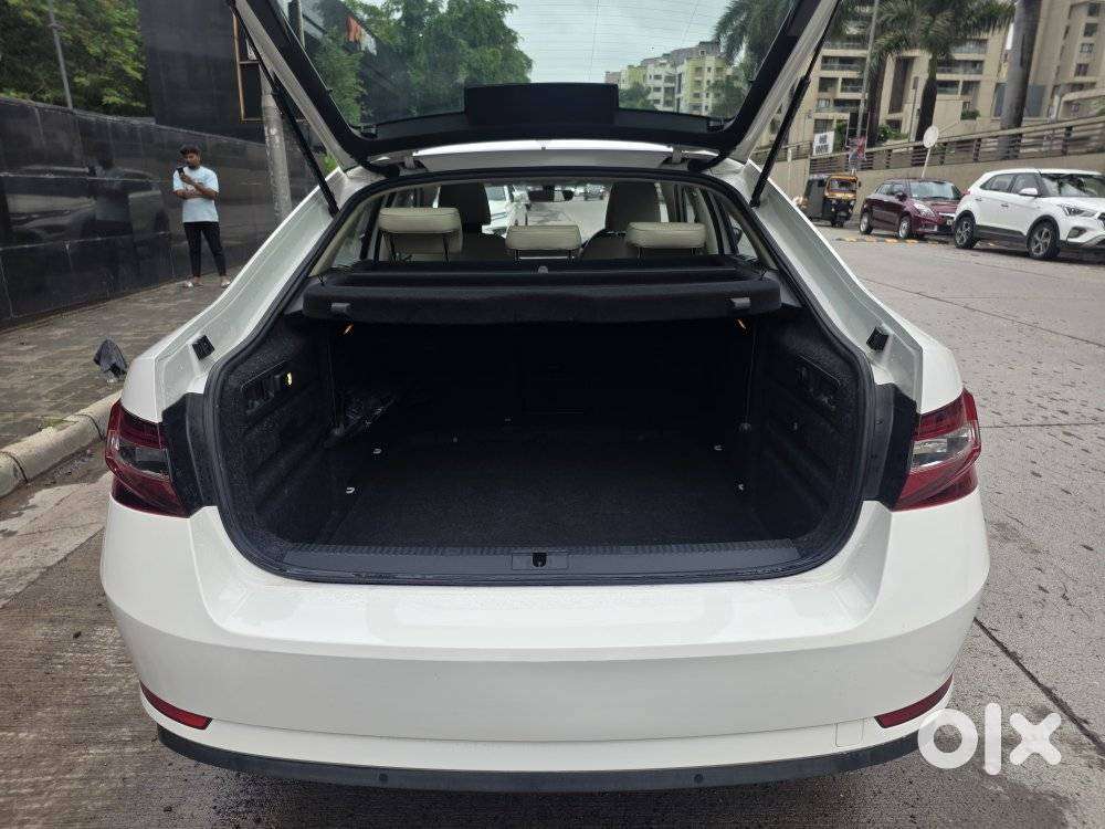 Skoda Superb Style 2.0 Tdi At, 2019, Diesel