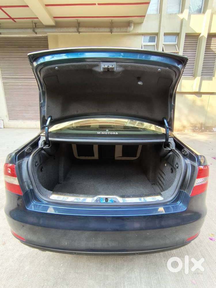 Skoda Superb 1.8 Elegance Tsi At, 2015, Petrol