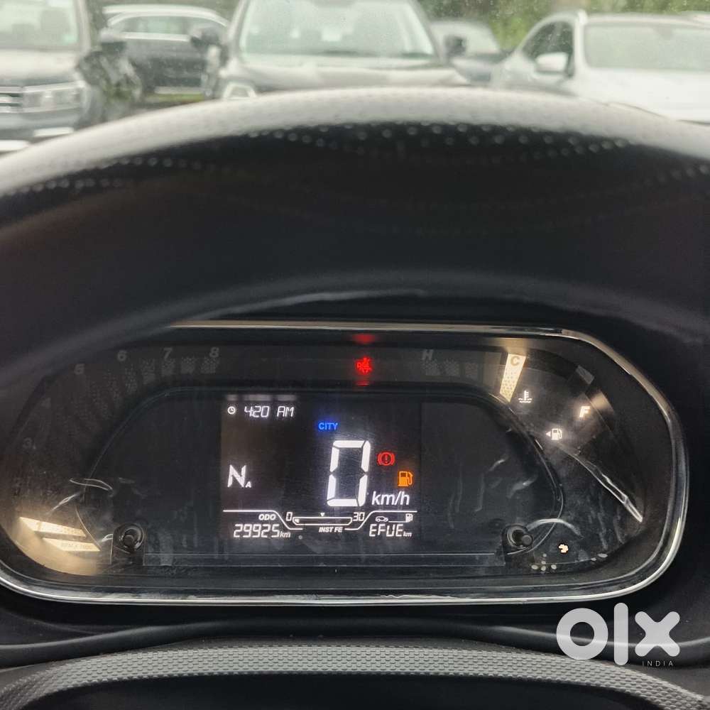 Tata Nexon 1.2 Revotron Xma Amt (s), 2023, Petrol