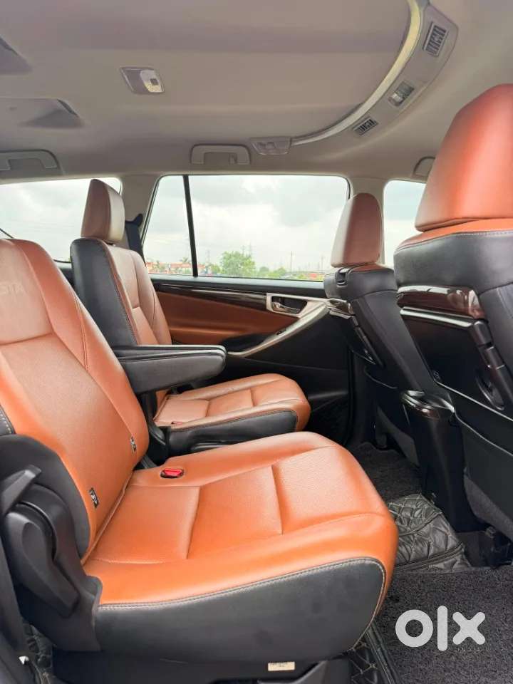 Toyota Innova Crysta [2020-ongoing] 2.4 Zx At 7 Str, 2021, Diesel