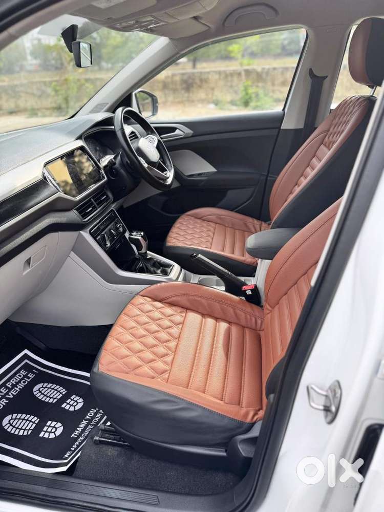 Volkswagen Taigun 1.0 Tsi Highline At, 2022, Petrol