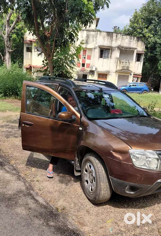 Renault Duster 2013 Petrol 70000 Km Driven