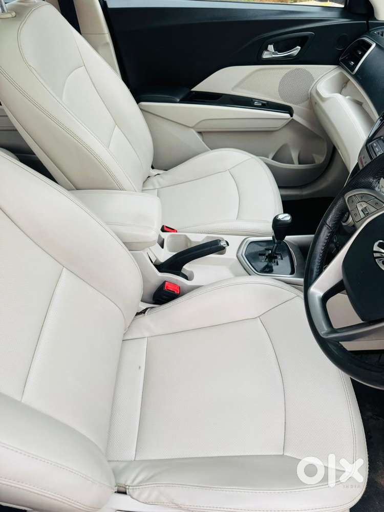 Mahindra Xuv300 W8 (o) 1.5 Diesel Amt, 2021, Diesel