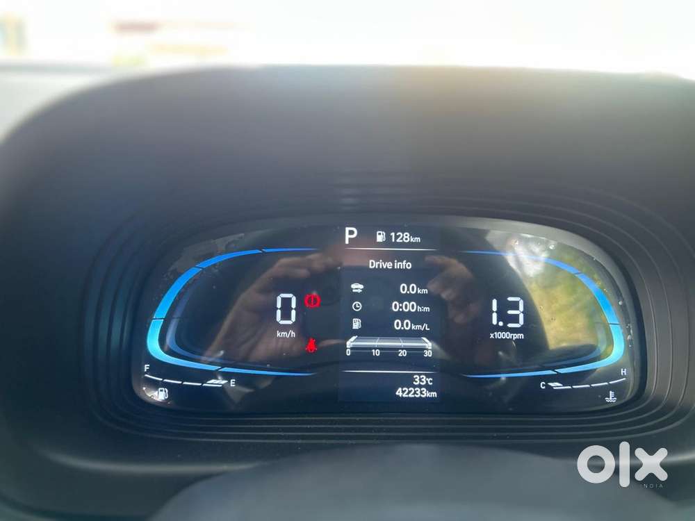 Hyundai Venue Sx(o) Well Maintained