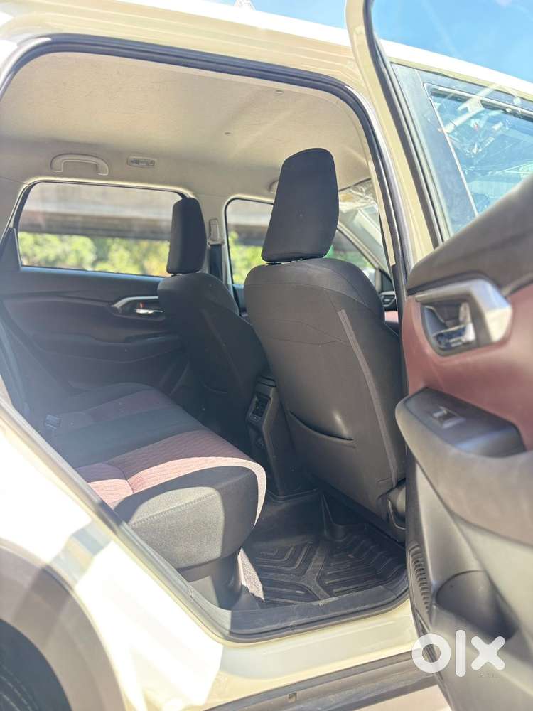 Maruti Suzuki Grand Vitara 1.5 Delta Smart Hybrid, 2025, Petrol