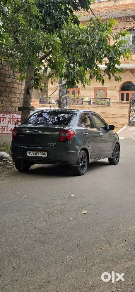Ford Aspire Titatinium 2018 Top Model