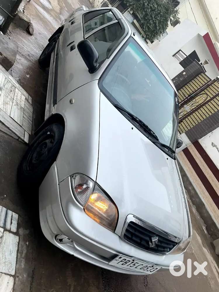 Maruti Suzuki Esteem 2005 Petrol Well Maintained