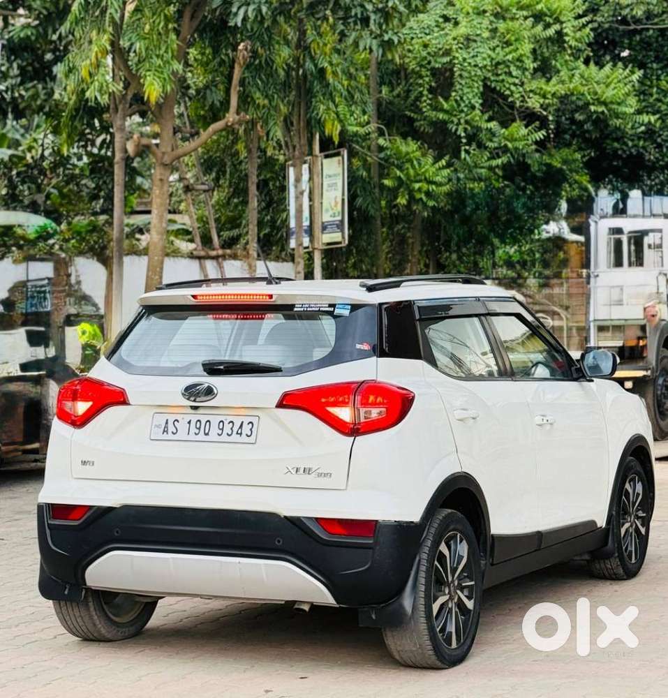 Mahindra Xuv300 W8 Option, 2022, Petrol