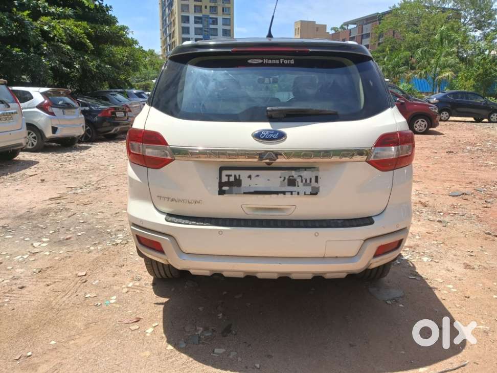 Ford Endeavour 2.2 Titanium At 4x2, 2016, Diesel