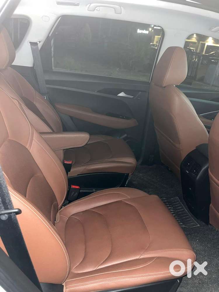 Mg Hector Plus 2021, Petrol Automatic