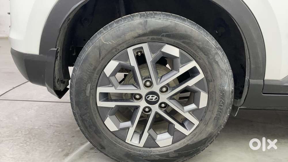 Hyundai Venue 1.0 Sx (o) Turbo Dct Dual Tone, 2023, Petrol