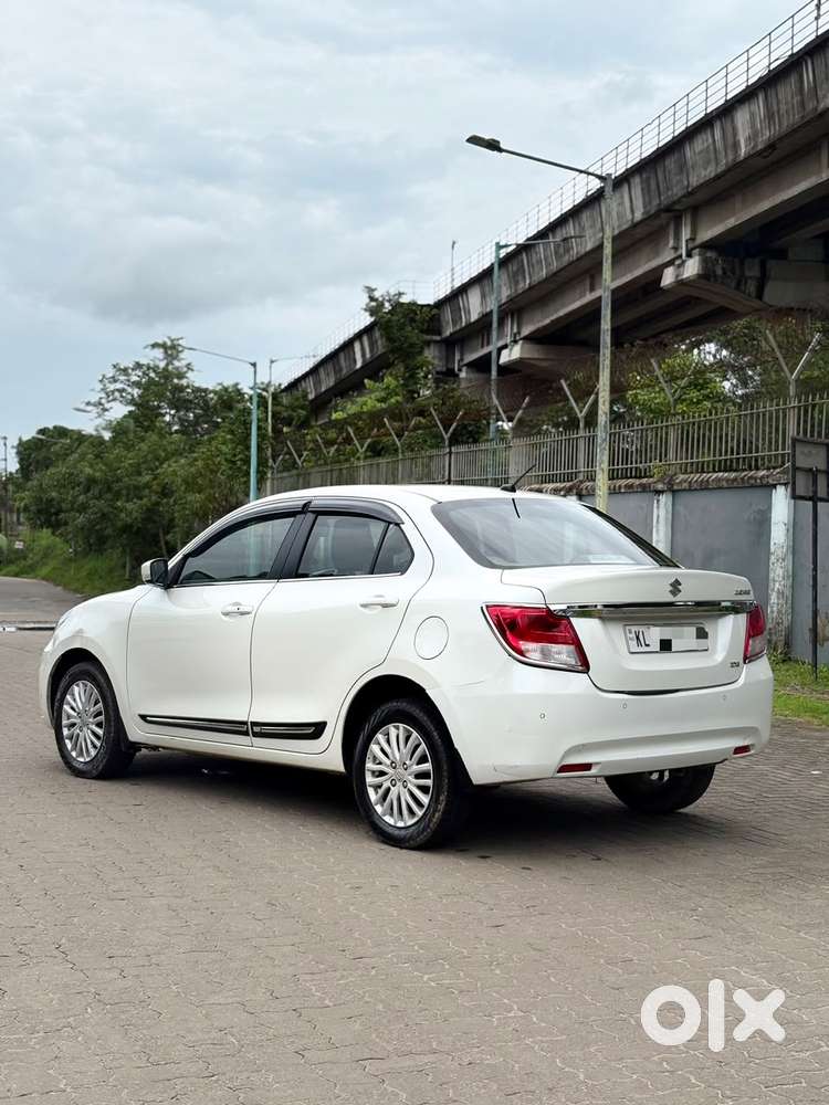Maruti Suzuki Dzire 1.2 Zxi Amt, 2023, Petrol