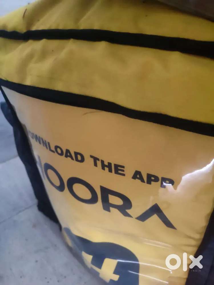 Door step car washing kit with battery hoora