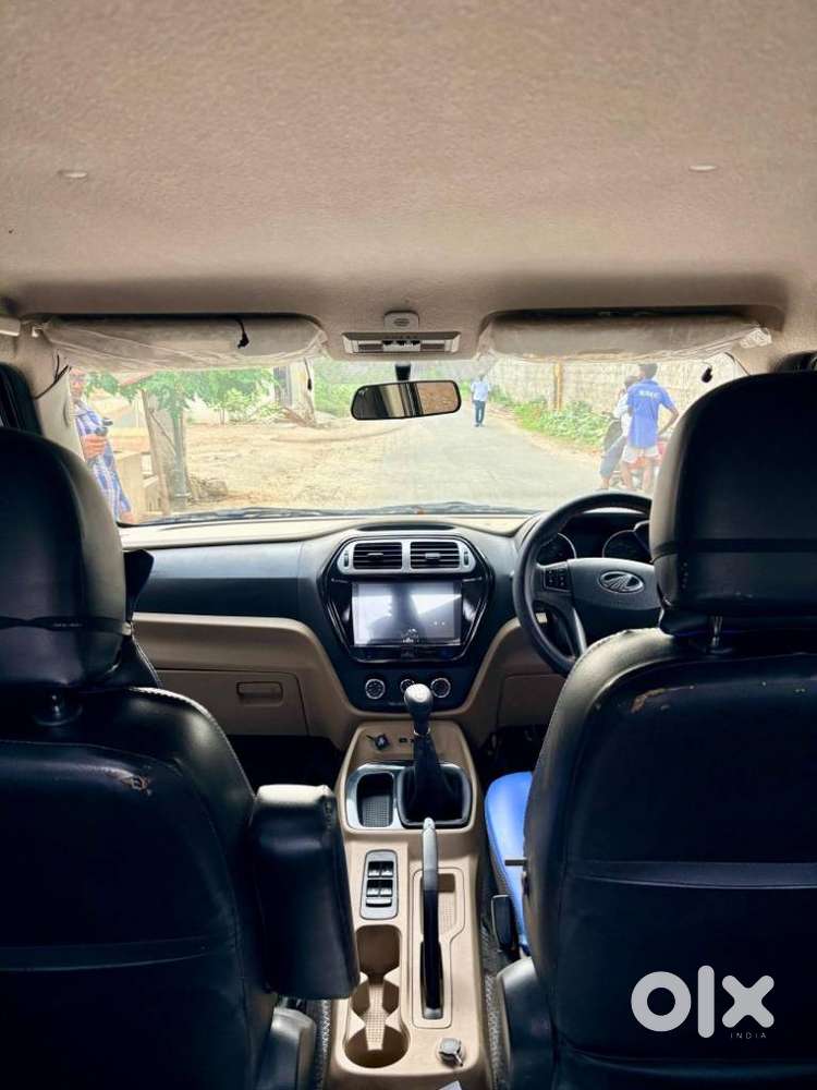 Mahindra Tuv 300 T10, 2018, Diesel