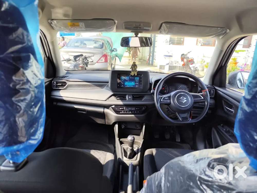 Swift 2025 Model Army Person Car