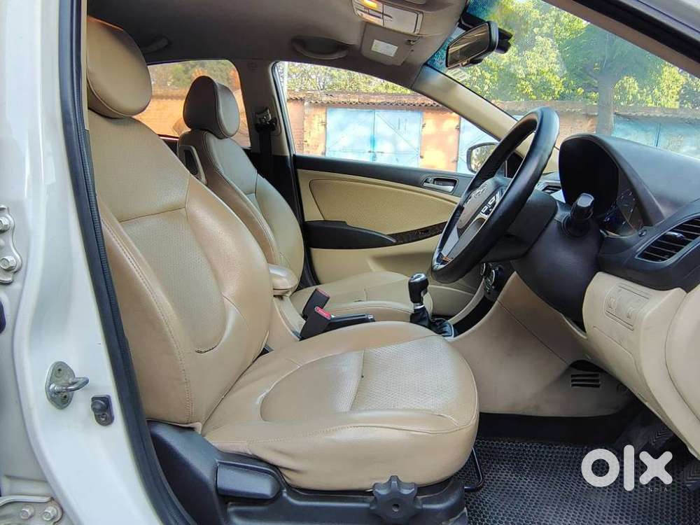 Hyundai Verna [2015-2017] Fluidic 4s 1.6 Crdi Sx (o), 2017, Diesel