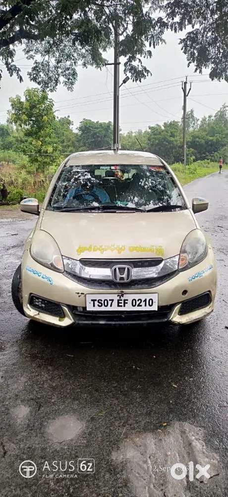 Honda Mobilio 1.5 V 2014