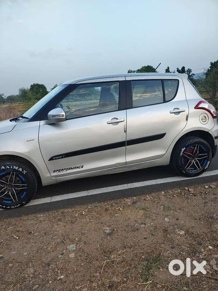 Maruti Suzuki Swift 2015 Abs Diesel Well Maintained