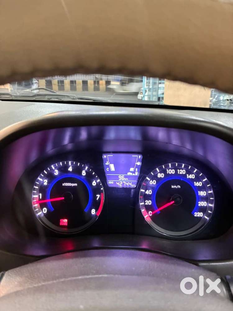 Hyundai Verna 1.6 Vtvt Sx, 2017, Petrol