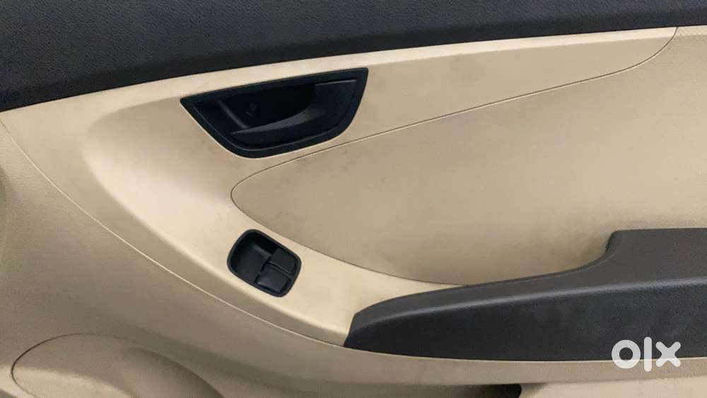 Hyundai Eon Era Plus (o), 2017, Petrol