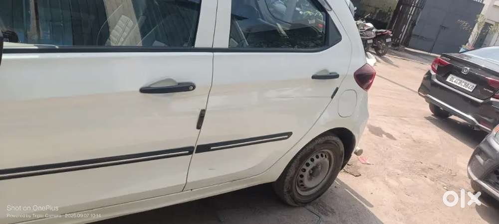 Tata Tiago Ev Xe 2024 Manual Petrol