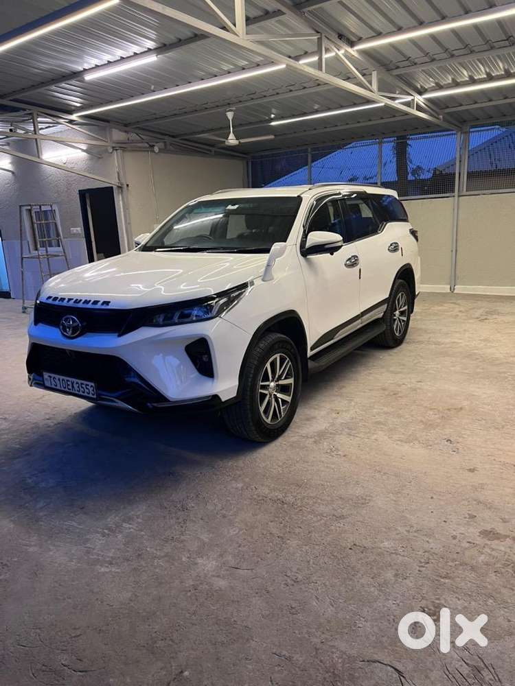 Toyota Fortuner Legender 2016 Diesel 131000 Km Driven