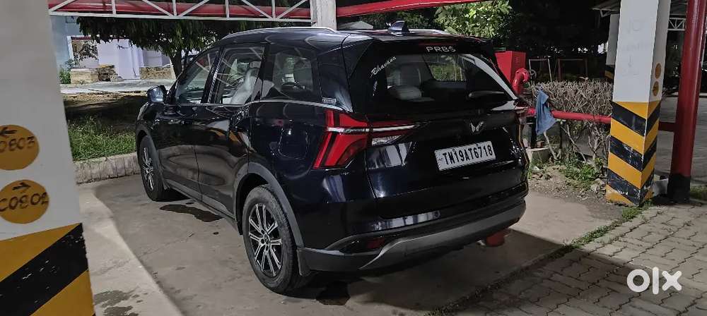 Mahindra Xuv700 Ax7l P At  2.0 2023