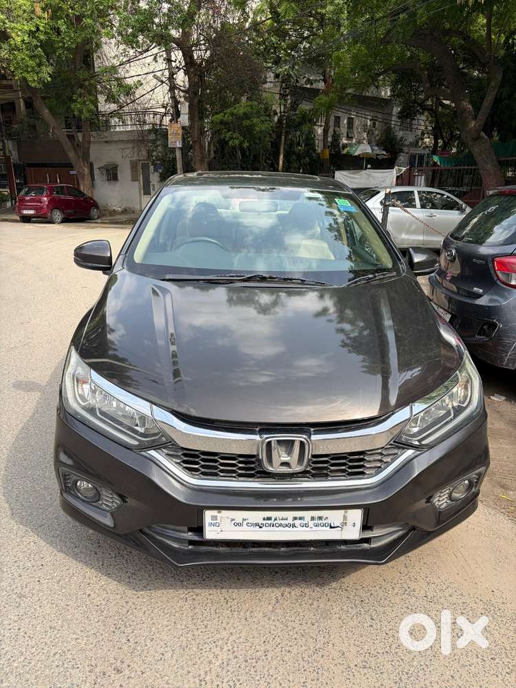 Honda City 2016 Vx Cvt I-vtec Top Model, Petrol Automatic First Owner,
