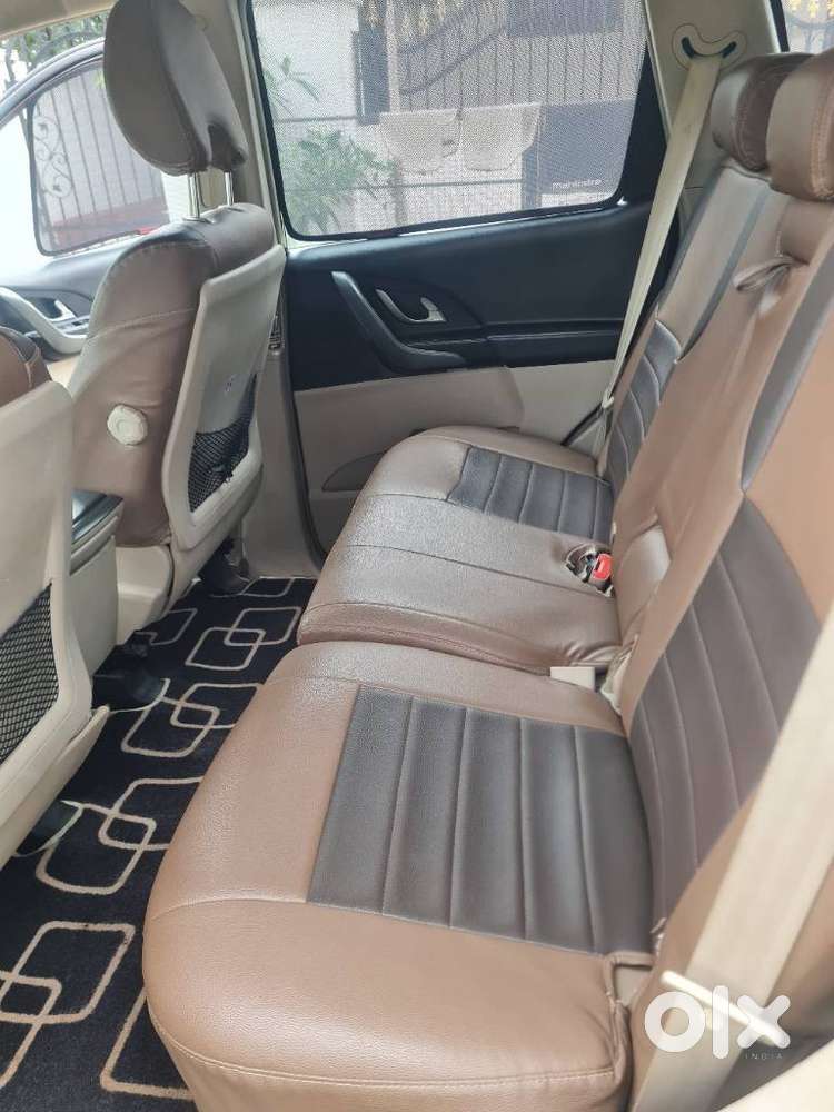 Mahindra Xuv500 Xclusive (driver Power Seat), 2016, Diesel