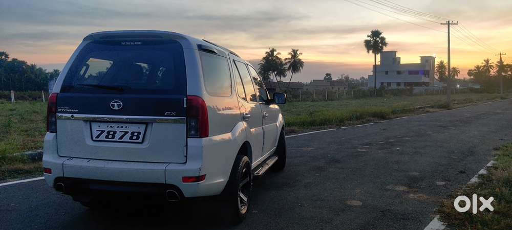 Tata Safari Storme 2014