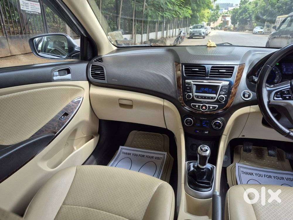 Hyundai Verna 1.6 Sx (o) Vtvt, 2015, Petrol