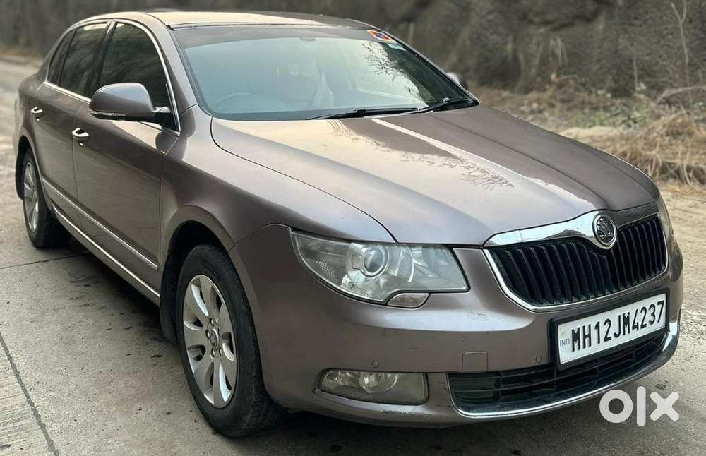 Skoda Superb 2012 Petrol