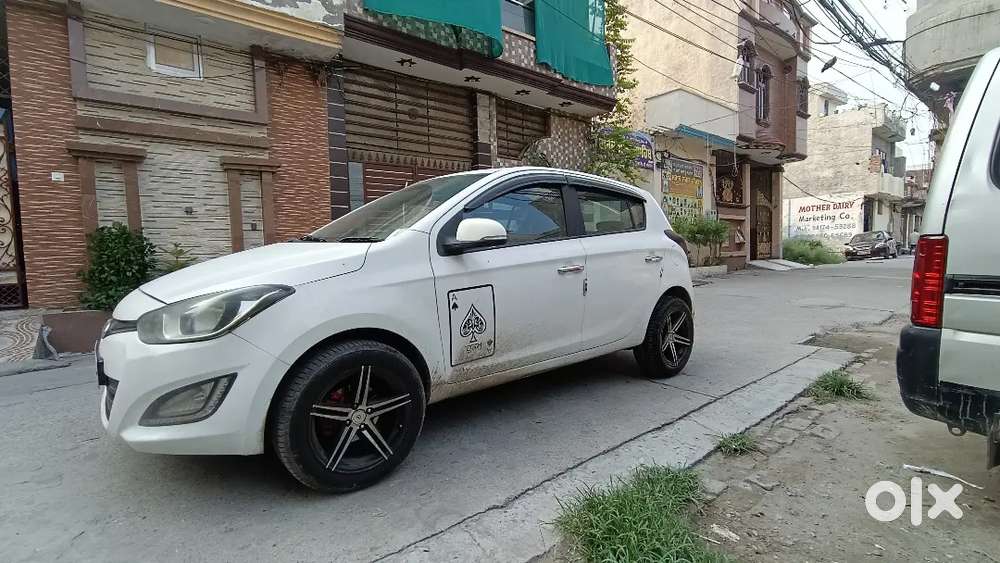 Hyundai I20 Sportz Diesel 2013
