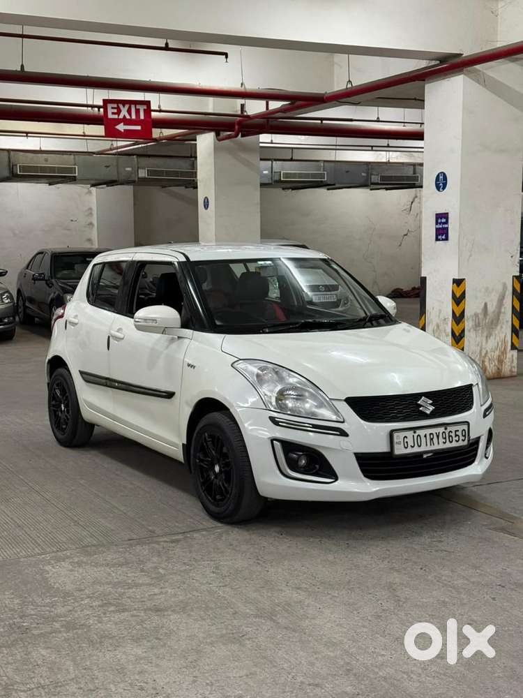 Maruti Suzuki Swift Vxi + Manual, 2017, Petrol