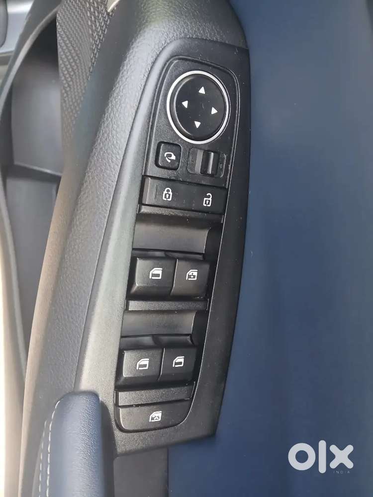 Kia Seltos X-line 7dct