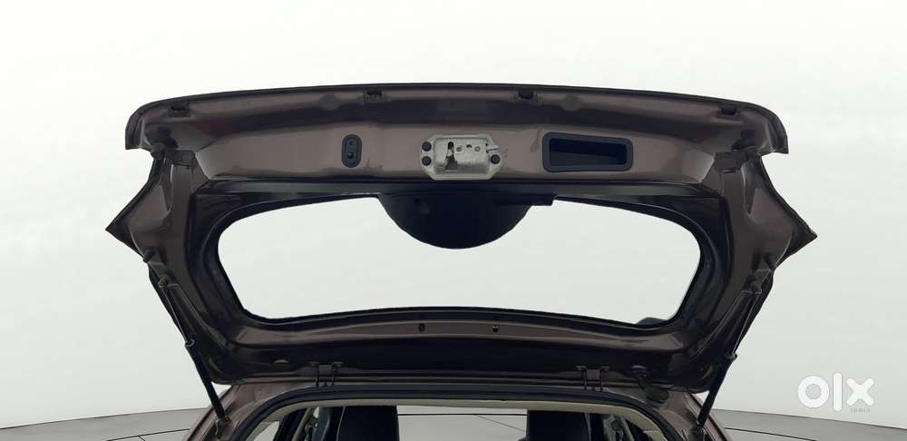 Tata Tiago 1.2 Revotron Xza, 2019, Petrol