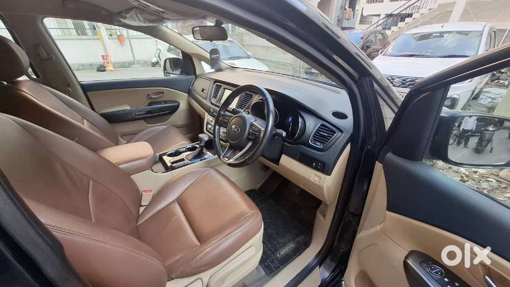 Kia Carnival Premium, 2020, Diesel
