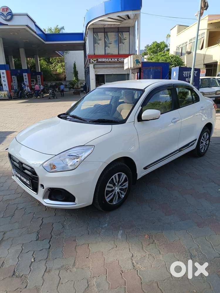 Maruti Suzuki Dzire 1.2 Vxi, 2024, Petrol