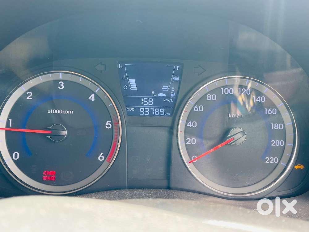2015 Hyundai Verna 1.6 Crdi Diesel Single Owner, Ka 09