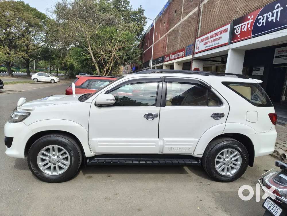 Toyota Fortuner 2013 Company Record Km 170700