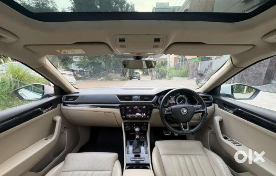 Skoda Superb 2.0 L&k Tsi At, 2019, Petrol