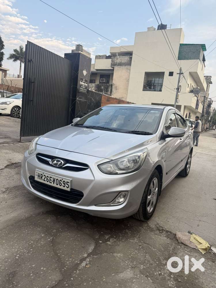 Hyundai Verna Vtvt 1.6 Sx, 2012, Petrol