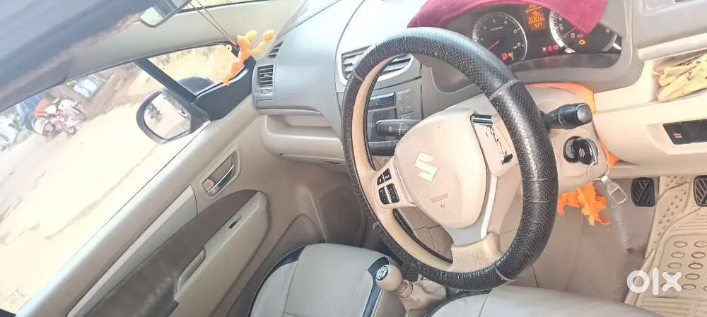 Maruti Suzuki Ertiga Vdi 2013