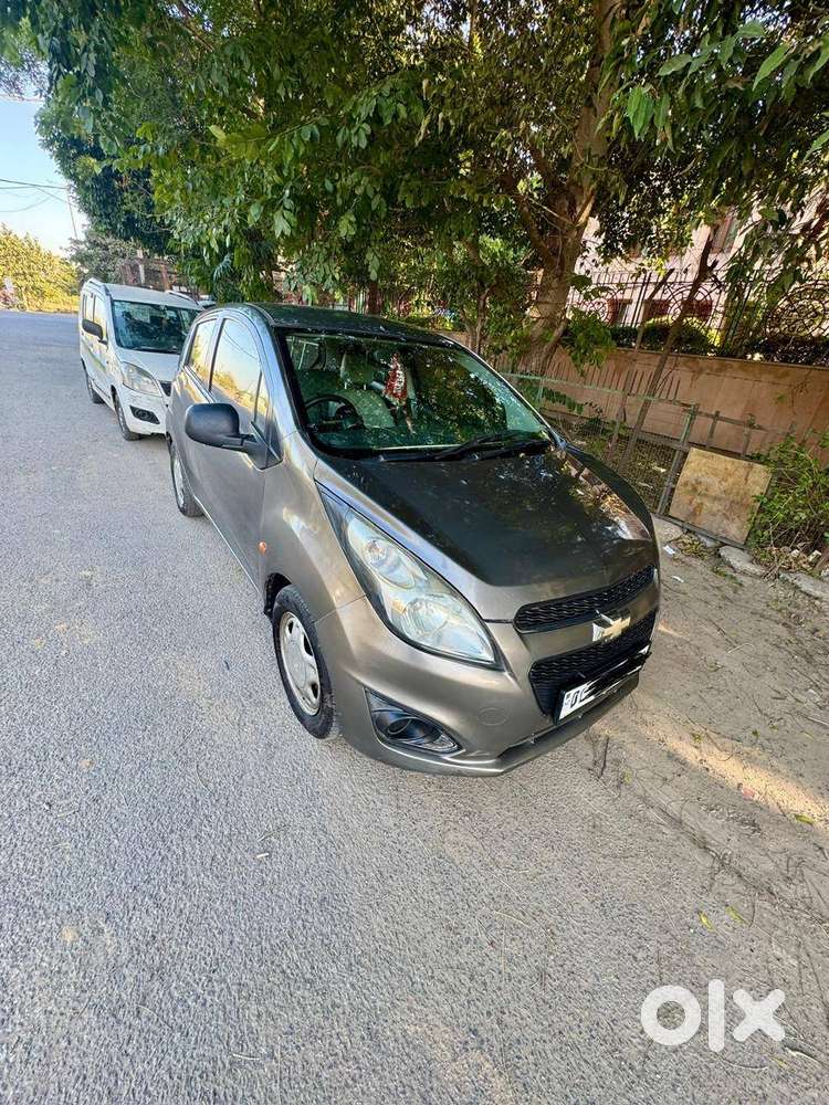 Chevrolet Beat Lt Petrol 2016