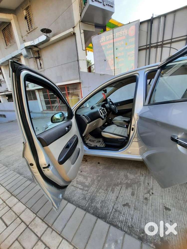 Hyundai I20 2013 Cng & Hybrids 107700 Km Driven