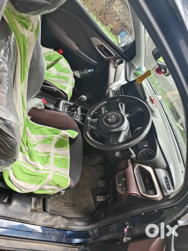Maruti Suzuki Fronx 1.2 Mt 2024