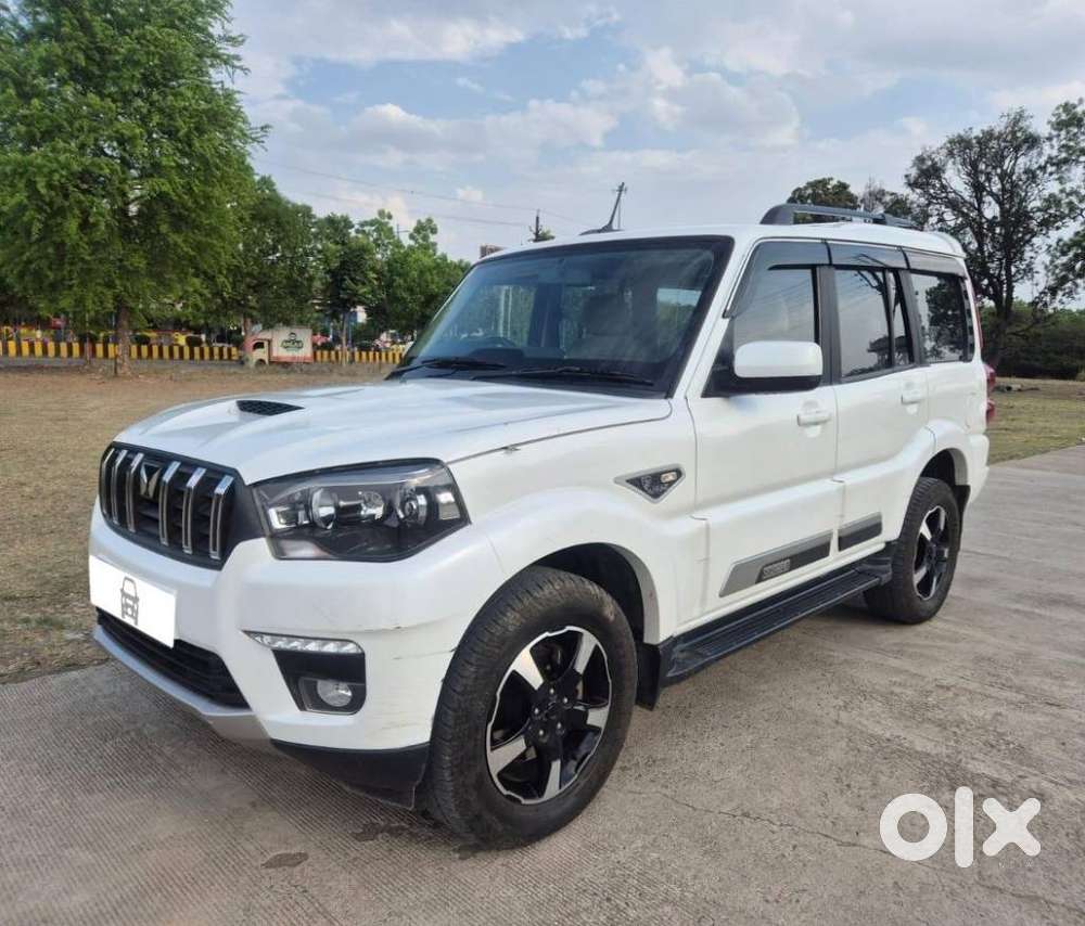 Mahindra Scorpio Classic 2.2 S 11 Mt 7 Str, 2024, Diesel