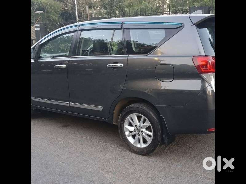 Toyota Innova Crysta 2.7 Gx At, 2019, Diesel