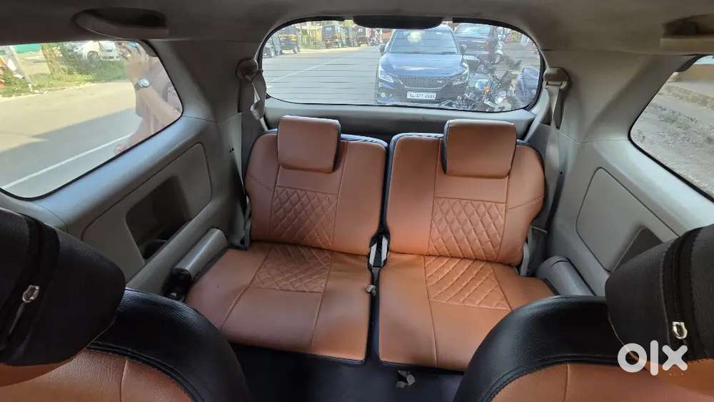 Toyota,innova
