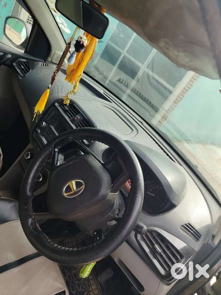 Tata Tiago Revotorq Xt 2018 Model
